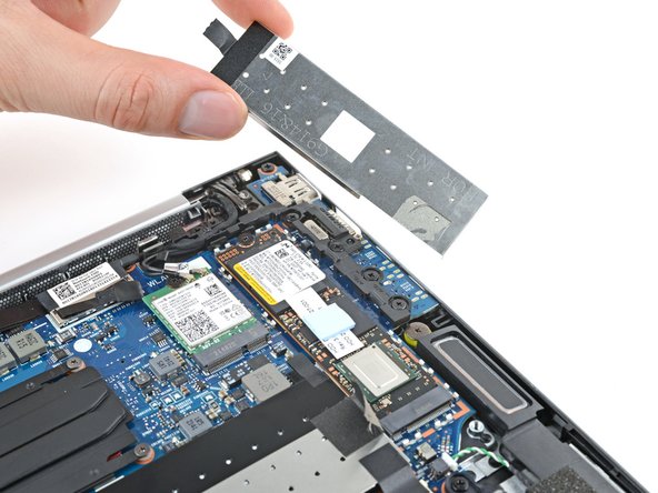 HP EliteBook 840 G9 SSD Replacement, Remove the SSD shield: crwdns2935265:010crwdnd2935265:03crwdnd2935265:03crwdne2935265:0
