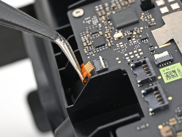 HTC Vive Pro 2 Lens Assembly Replacement: crwdns2935265:030crwdnd2935265:02crwdnd2935265:02crwdne2935265:0