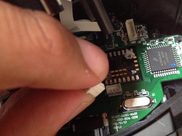 Corsair Vengeance M65 Mouse Cable Replacement, Opening that mouse! and removing connections: crwdns2935265:05crwdnd2935265:02crwdnd2935265:03crwdne2935265:0