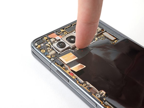 How to Apply New Ultra Wideband Antenna Adhesive in Your Google Pixel Fold