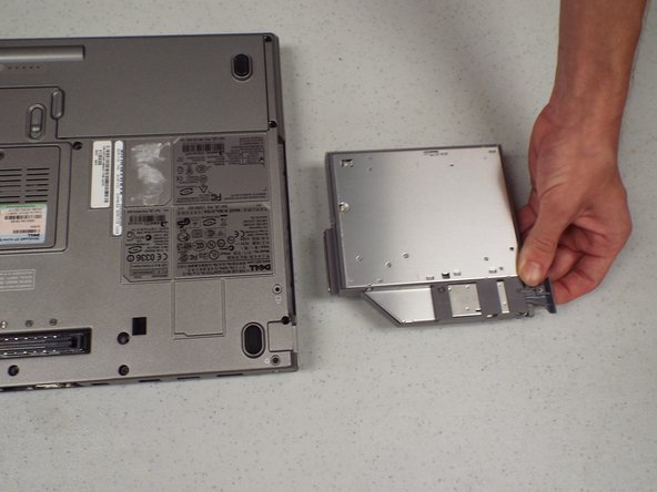 Dell Latitude D820 Thermal Paste Replacement: crwdns2935265:03crwdnd2935265:03crwdnd2935265:03crwdne2935265:0