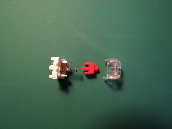 Kogan RGB Mechanical Keyboard Teardown, Disassemble spring assembly: crwdns2935265:06crwdnd2935265:02crwdnd2935265:03crwdne2935265:0