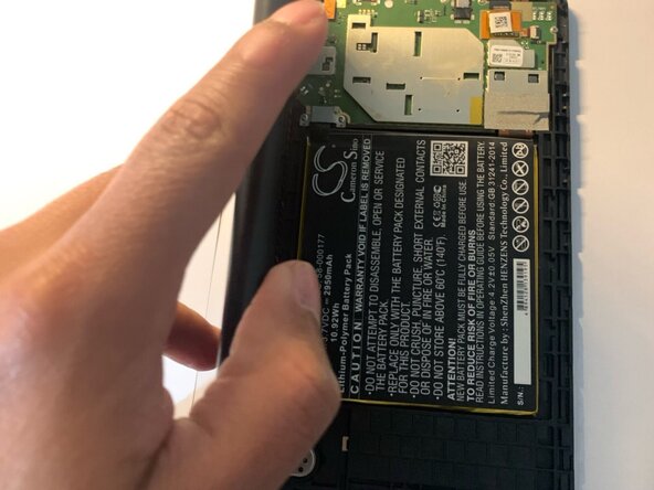 Amazon Kindle Fire 7th Generation Battery Replacement, Remove the back cover: crwdns2935265:02crwdnd2935265:01crwdnd2935265:02crwdne2935265:0