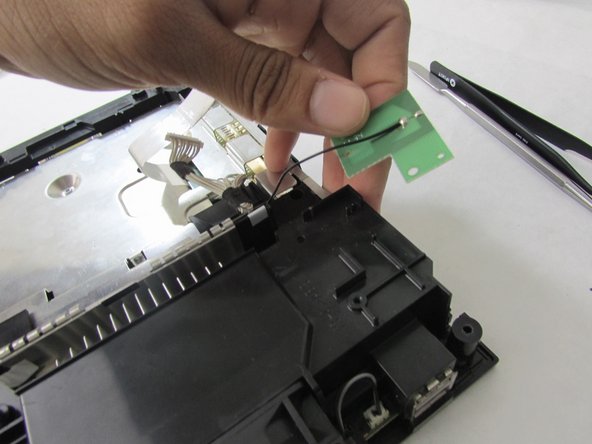 Nintendo Wii 2011 Bluetooth and Wi-Fi Boards Replacement: crwdns2935265:023crwdnd2935265:03crwdnd2935265:03crwdne2935265:0