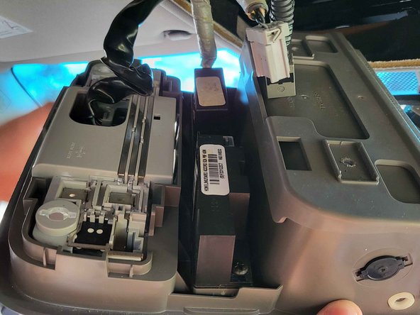 2011 Honda Pilot Overhead Lightbulb and Switch Replacement: step 6, image 2 of 3