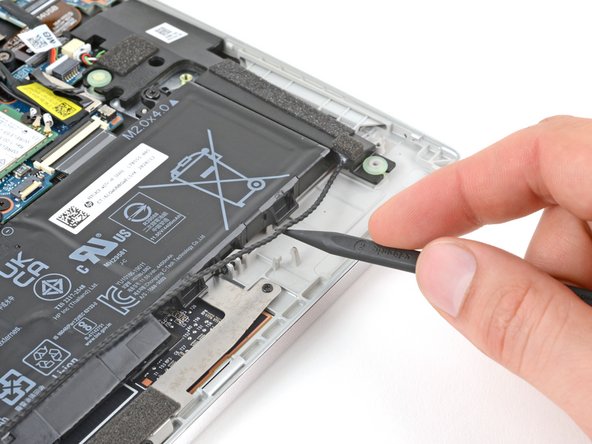 HP EliteBook 840 Aero G8 Speakers Replacement, Unclip the speaker cable: crwdns2935265:09crwdnd2935265:03crwdnd2935265:03crwdne2935265:0