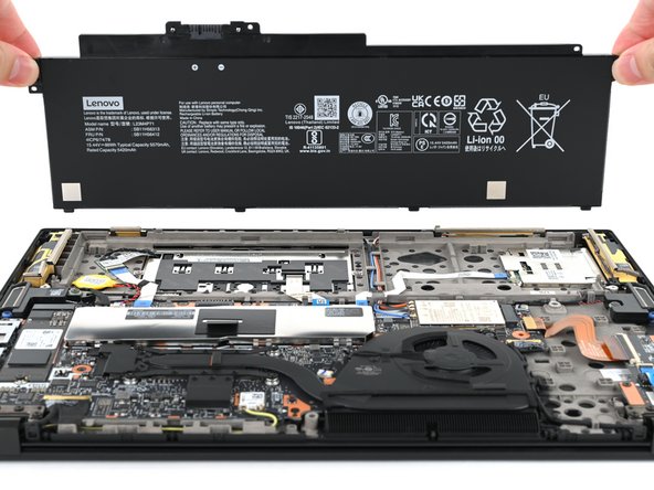 Lenovo ThinkPad T16 Gen 3 Motherboard Replacement, Remove the battery: crwdns2935265:013crwdnd2935265:03crwdnd2935265:03crwdne2935265:0