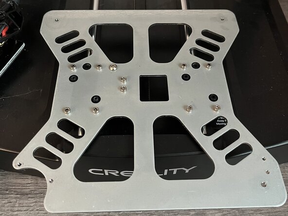 Ender 3 V3 SE Hot Bed Replacement, Removing the control board: 步骤 4 中的图像 3，3