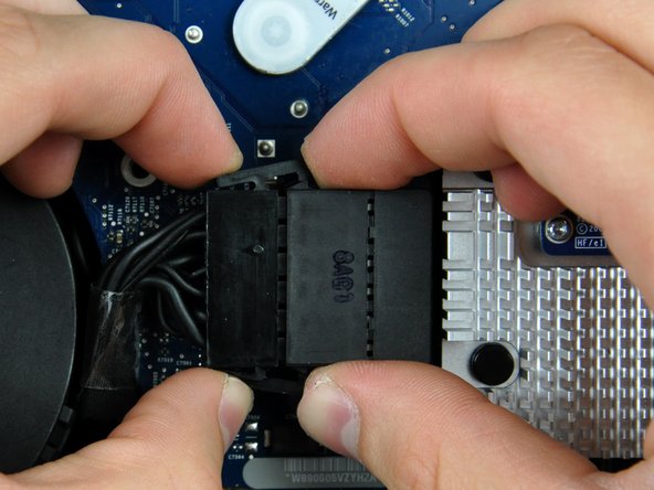 iMac Intel 20" EMC 2133 and 2210 Video Card Replacement: crwdns2935265:020crwdnd2935265:02crwdnd2935265:02crwdne2935265:0