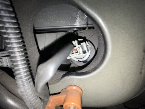 2007 Honda Civic Reverse Lights Replacement: crwdns2935265:03crwdnd2935265:02crwdnd2935265:02crwdne2935265:0