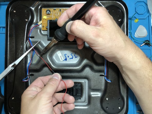 Salter Modell 981 Personenwaage Kabel Reparatur, Kabel Verlöten: crwdns2935265:00crwdnd2935265:01crwdnd2935265:01crwdne2935265:0