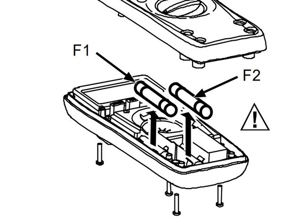 Fluke 175 Multimeter Fuse Replacement, Remove Fuses: crwdns2935265:04crwdnd2935265:02crwdnd2935265:02crwdne2935265:0