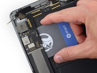 iPad 5 LTE Logic Board Replacement