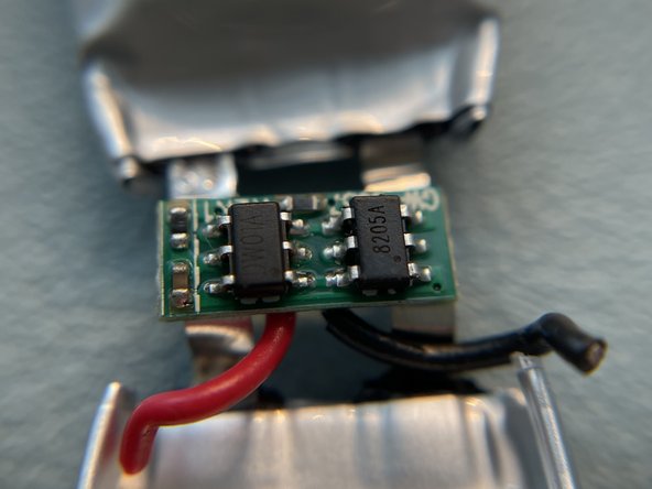 HidrateSpark PRO LED Bluetooth Sensor Puck Rechargeable Battery Replacement, About an original battery: Schritt 5, Bild 2 von 3