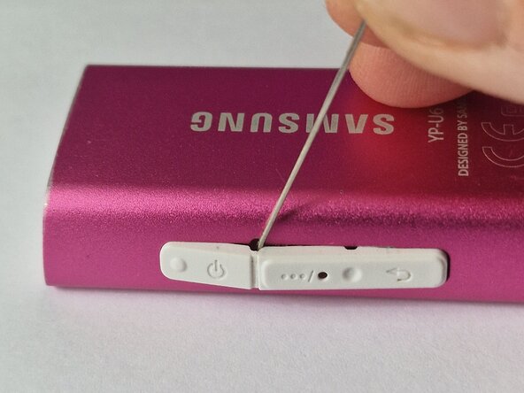 Samsung YP-U6 Battery Replacement, Battery: step 1, image 2 of 3
