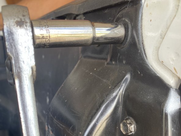 2006 Toyota Tacoma Signal Lights Replacement: crwdns2935265:05crwdnd2935265:02crwdnd2935265:02crwdne2935265:0