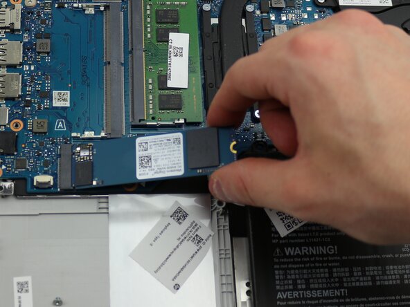 HP 14-dq5043cl SSD Replacement: crwdns2935265:05crwdnd2935265:02crwdnd2935265:03crwdne2935265:0