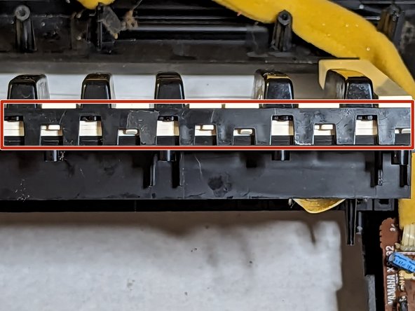 How to Replace the Keys on a Yamaha PSR-330 Piano Keyboard: step 10, image 2 of 3