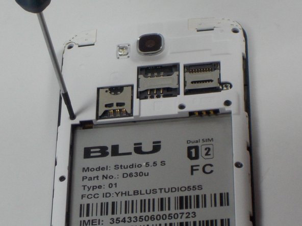 Blu Studio 5.5 S Screen Replacement, Midframe: crwdns2935265:04crwdnd2935265:02crwdnd2935265:03crwdne2935265:0