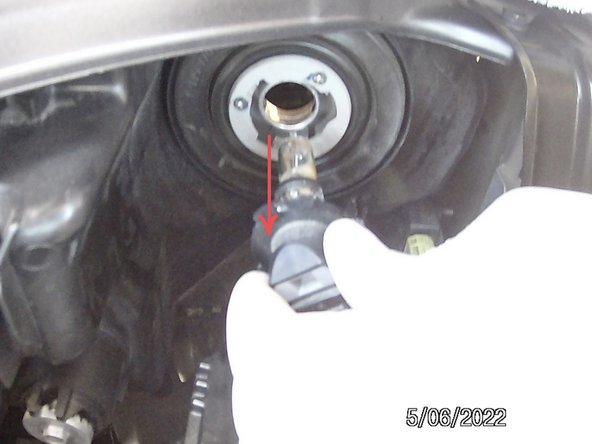 2015-2019 Toyota Highlander Headlight Bulbs Replacement: crwdns2935265:05crwdnd2935265:03crwdnd2935265:03crwdne2935265:0