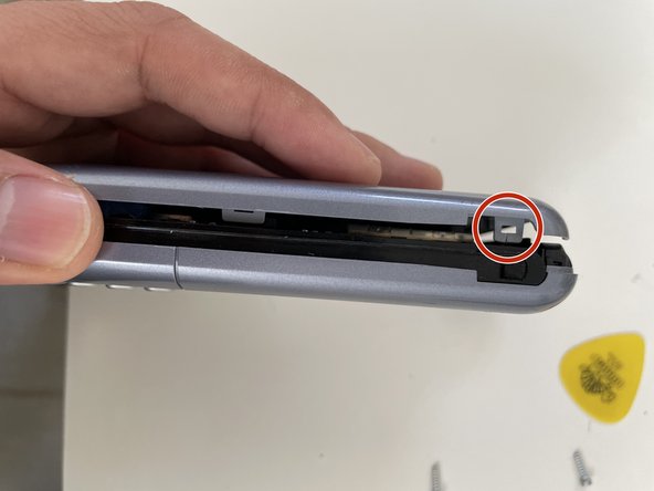 Palm Tungsten W (i710) Teardown, Peel the other side: crwdns2935265:03crwdnd2935265:02crwdnd2935265:02crwdne2935265:0