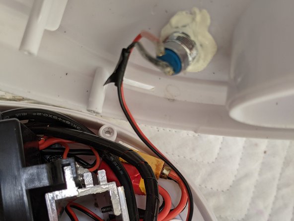 Gotway Begode Mten3 Tire or Inner Tube Replacement, Reassemble the case: crwdns2935265:016crwdnd2935265:02crwdnd2935265:02crwdne2935265:0