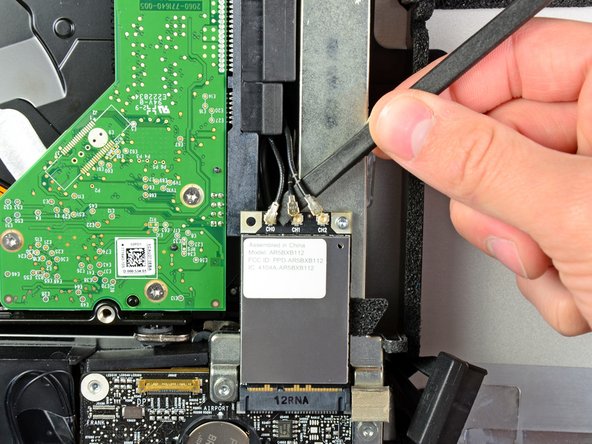 Installing iMac Intel 21.5" EMC 2428 Dual Drive Kit: crwdns2935265:025crwdnd2935265:02crwdnd2935265:02crwdne2935265:0