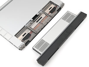 How to Remove the Expansion Bay in your Framework Laptop 16