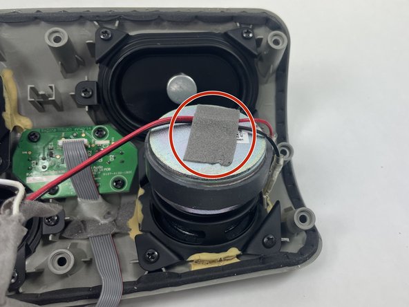 Polk Omni S2 Left Radiator Replacement, Left Driver: crwdns2935265:04crwdnd2935265:02crwdnd2935265:02crwdne2935265:0