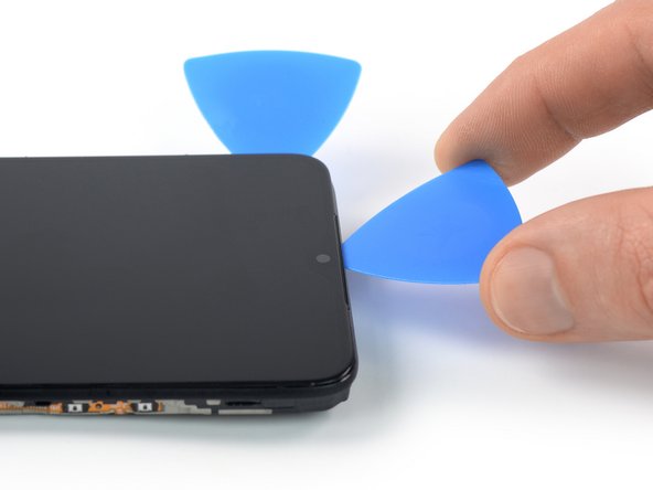 Xiaomi Redmi Note 9T Screen Replacement, Slice the top edge adhesive: crwdns2935265:033crwdnd2935265:02crwdnd2935265:03crwdne2935265:0