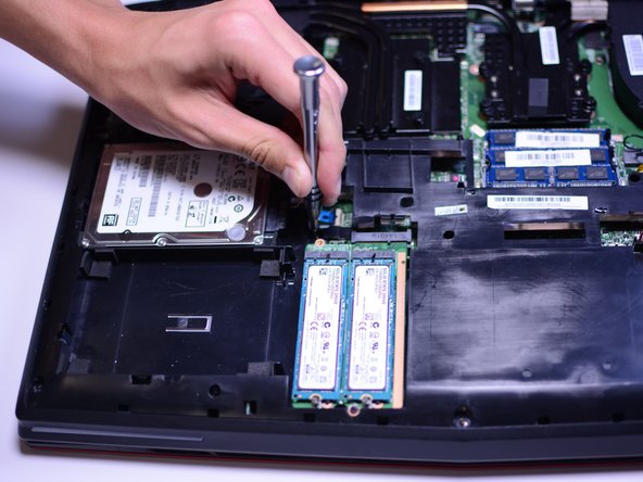 MSI GT72 2QE Dominator Pro CD Drive Replacement: crwdns2935265:03crwdnd2935265:03crwdnd2935265:03crwdne2935265:0