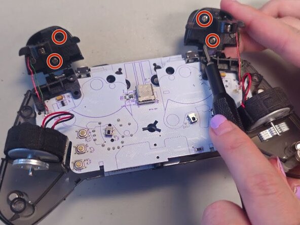PDP Victrix Gambit Prime Wired Tournament Controller Motherboard Replacement: step 3, image 1 of 2