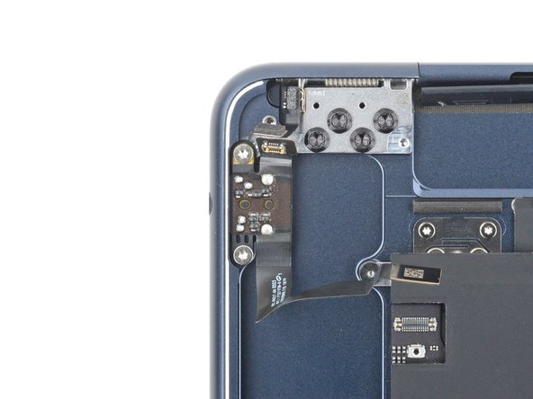 MacBook Air 15" 2024 Headphone Jack Replacement, Unfasten the headphone jack: crwdns2935265:023crwdnd2935265:02crwdnd2935265:02crwdne2935265:0