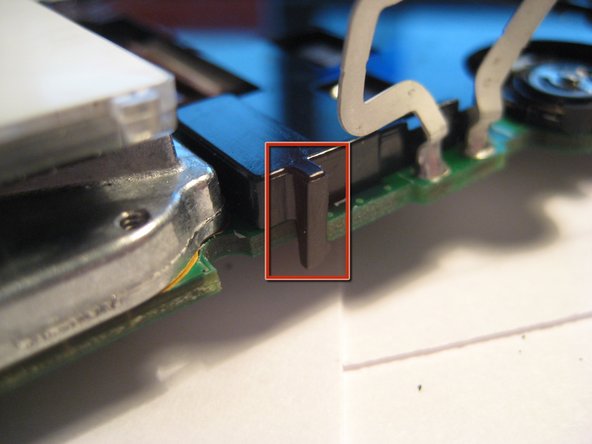 Removing Delphi MyFi XM2GO Keypad: crwdns2935265:014crwdnd2935265:02crwdnd2935265:03crwdne2935265:0