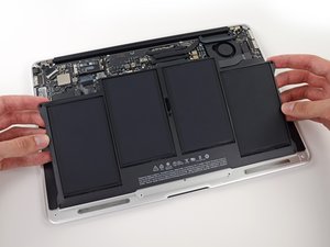 2015 年初Macbook Air 13'' 电池更换- iFixit 维修指南