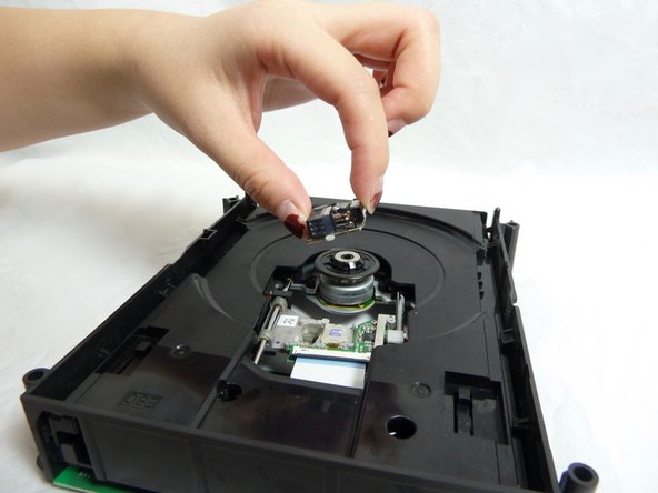 Toshiba HD-A2 Optical Lens Replacement: crwdns2935265:014crwdnd2935265:02crwdnd2935265:02crwdne2935265:0