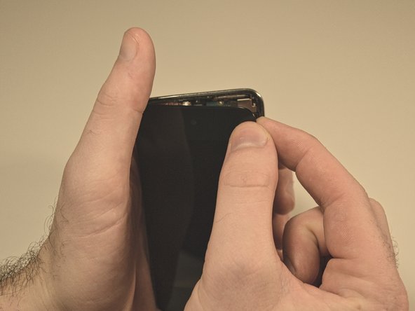 iPod Touch 4th Generation 30 Pin Dock Connector Replacement: crwdns2935265:04crwdnd2935265:02crwdnd2935265:02crwdne2935265:0