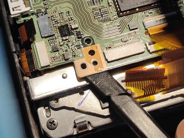 Sony A7 II Top Flex Cable replacement, Removing the motherboard: crwdns2935265:020crwdnd2935265:03crwdnd2935265:03crwdne2935265:0