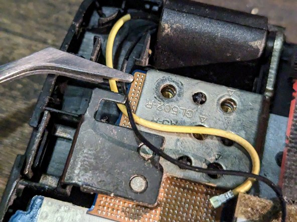 Asus ROG STRIX GL502V Motherboard Replacement, Antenna connector cable: crwdns2935265:016crwdnd2935265:02crwdnd2935265:02crwdne2935265:0