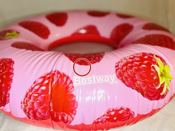 How to Repair a Hole in an Inflatable Floatie: 手順 6、 2の画像 2