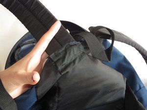 Herschel backpack 2024 strap broken