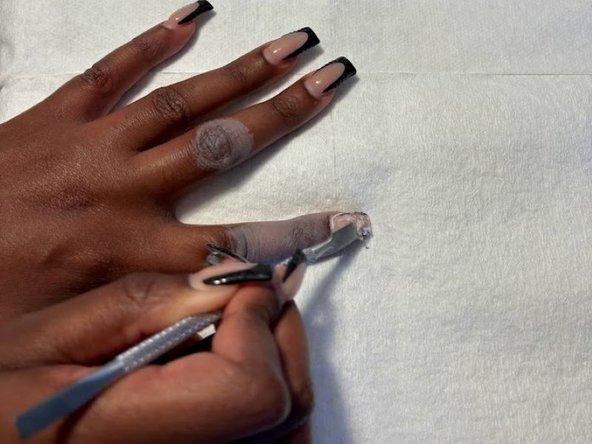 How to Remove Acrylic Nails: crwdns2935265:04crwdnd2935265:02crwdnd2935265:02crwdne2935265:0