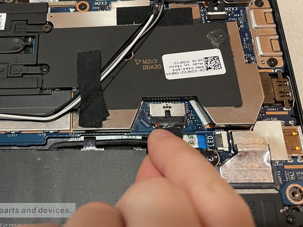 Dell Latitude 7390 (2-in-1) Wi-Fi Card Replacement: crwdns2935265:07crwdnd2935265:02crwdnd2935265:03crwdne2935265:0