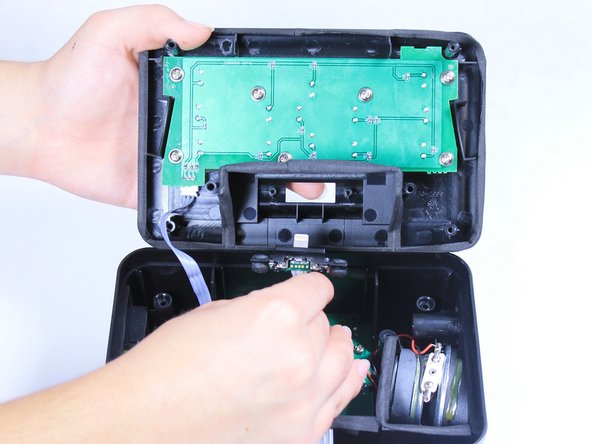 Insignia NS-CLLT01 iPhone Dock Replacement: crwdns2935265:08crwdnd2935265:02crwdnd2935265:02crwdne2935265:0