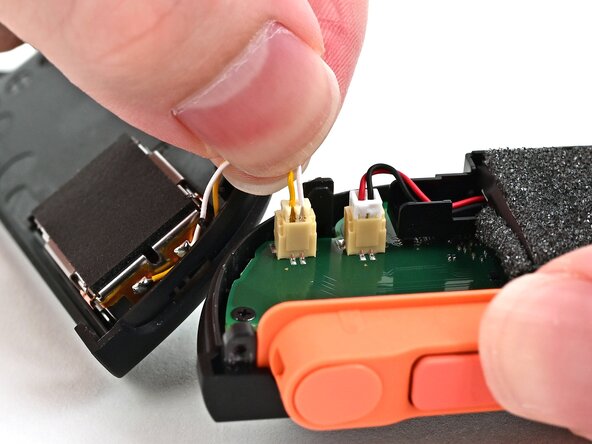 Joy-Con 2 (Right) Joystick Replacement, Remove the back cover: crwdns2935265:010crwdnd2935265:01crwdnd2935265:03crwdne2935265:0