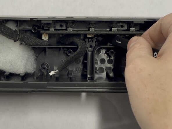 Razer Leviathan V2 X Disassembly Guide, Remove USB-C Bracket: crwdns2935265:015crwdnd2935265:02crwdnd2935265:03crwdne2935265:0