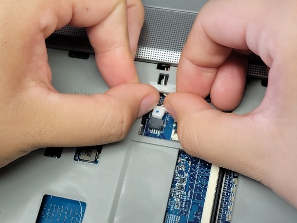 HP Probook 4540s BIOS Chip Replacement: crwdns2935265:016crwdnd2935265:02crwdnd2935265:02crwdne2935265:0