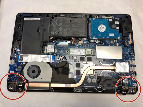 Asus Q534U Motherboard Replacement: stap 0, afbeelding 3 van 3