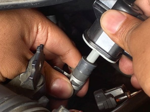 2015 Toyota Camry Purge Valve Replacement: crwdns2935265:05crwdnd2935265:03crwdnd2935265:03crwdne2935265:0