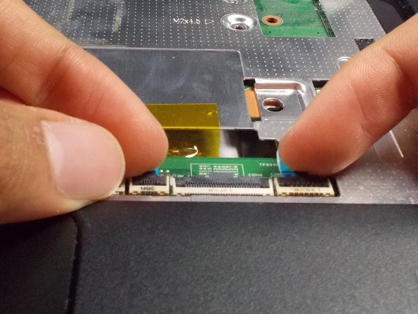 HP Mini 110-3735dx Screen Replacement: crwdns2935265:015crwdnd2935265:02crwdnd2935265:03crwdne2935265:0